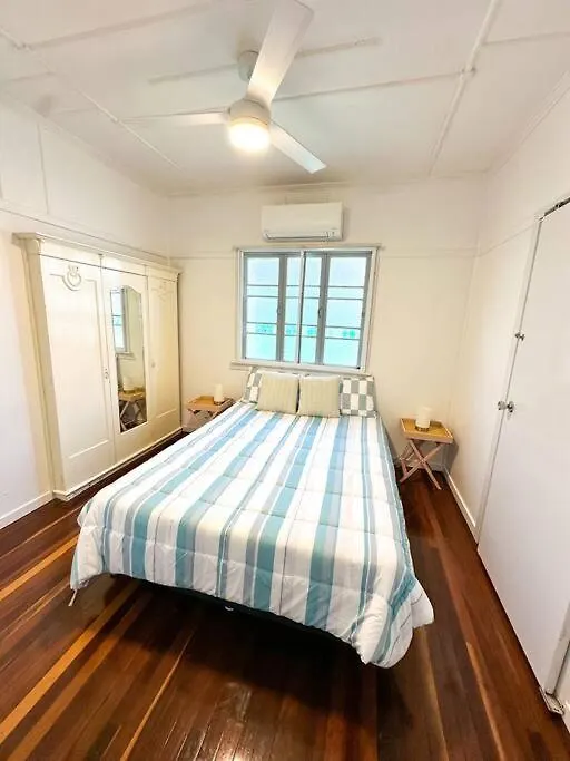 Σπίτι διακοπών Cottage @ 33 Yeppoon Αυστραλία